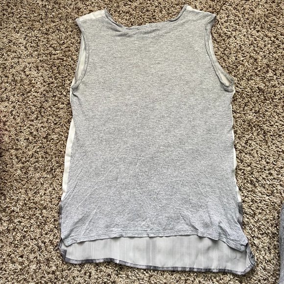 Gray Forever 21 Eiffel Tower Tank Top - Picture 2 of 2